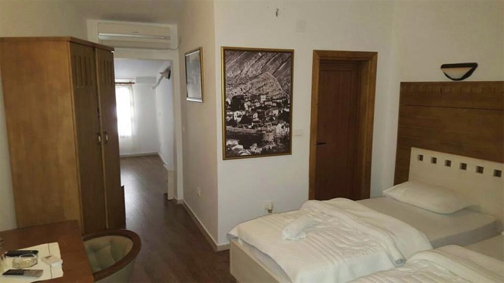 Kula Boutique Hotel Bar Cameră foto